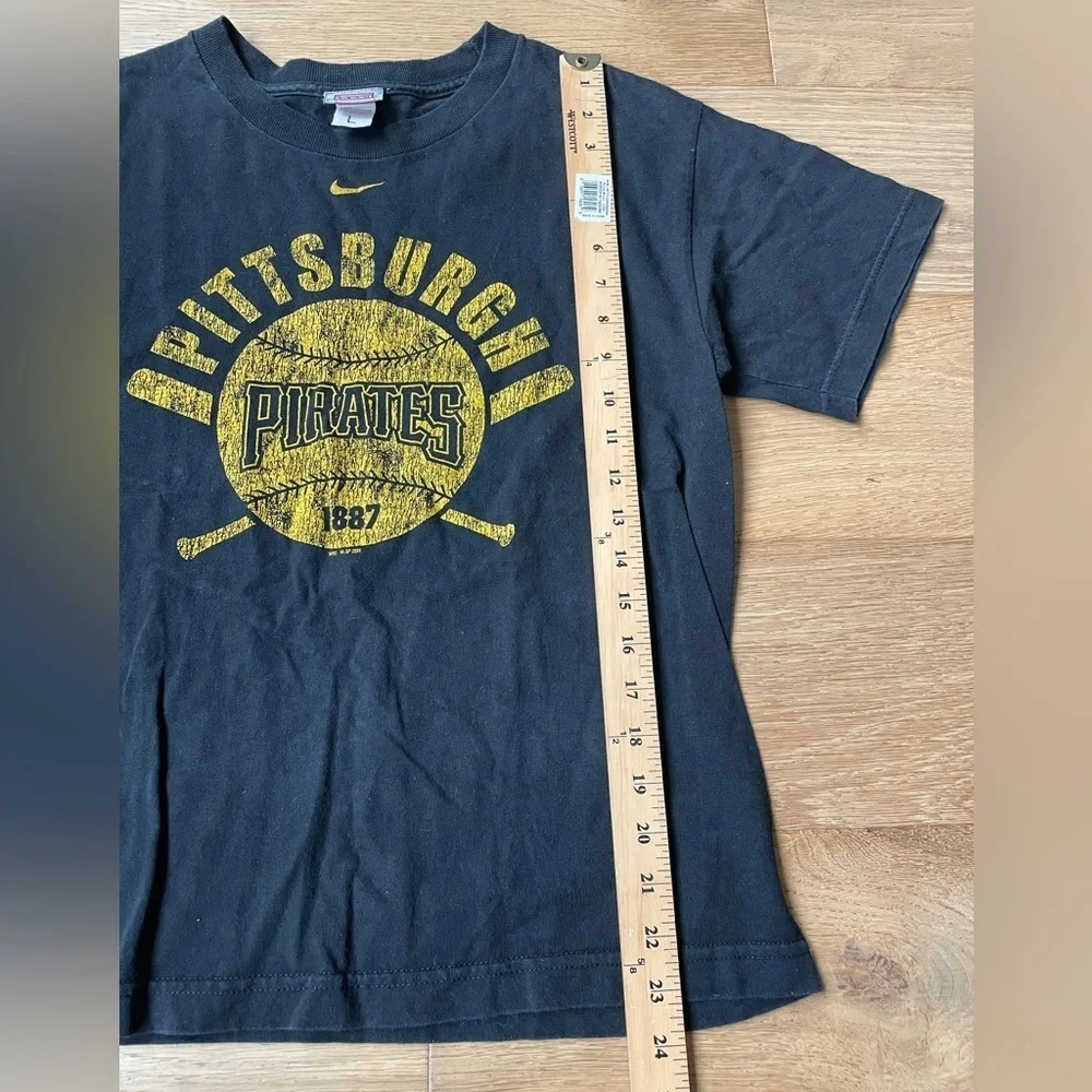 Y2k nike Pittsburgh pirates shirt boys large